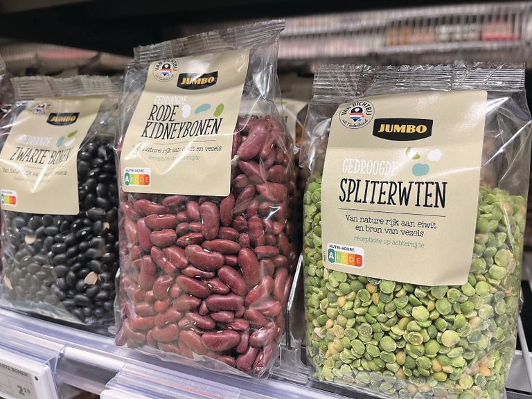De nieuwe gedroogde peulvruchten van Nederlandse bodem in het schap van Jumbo. Foto: Jumbo Supermarkten
