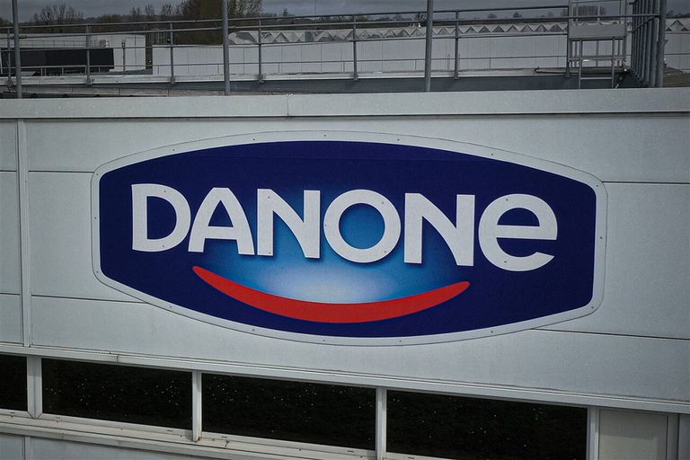 Danone logo op de fabriek. Foto: ANP