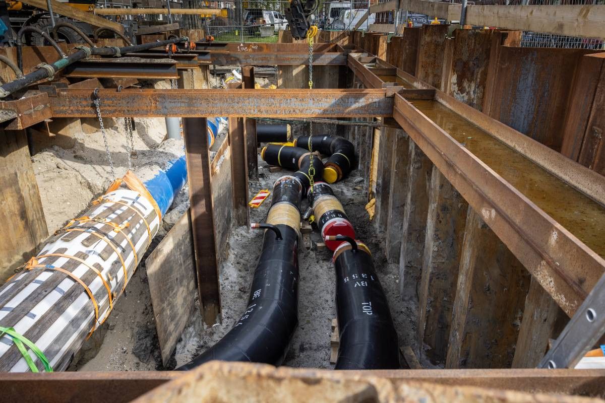 Met de extra subsidie voor warmteleidingen wil LNV de energietransitie in de glastuinbouw ondersteunen. – Foto: ANP/Hollandse Hoogte/Laurens van Putten