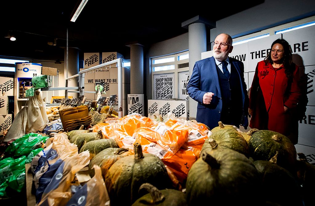 Frans Timmermans wil in de EU naar 25% biologisch agrarisch areaal. - foto: ANP
