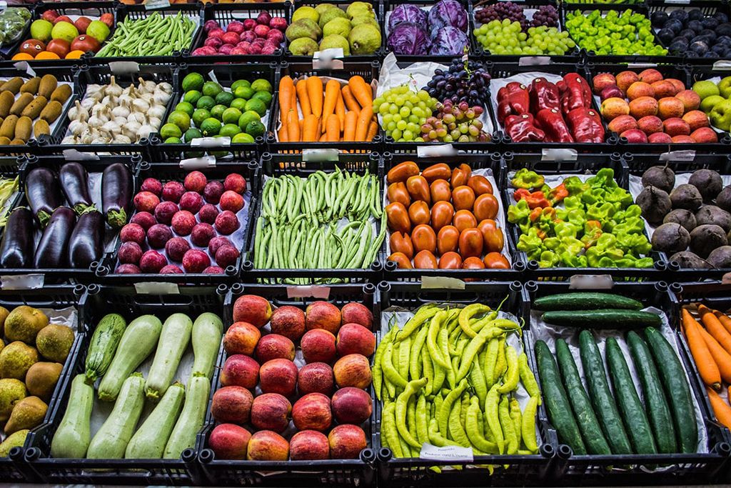 Belangrijke Italiaanse exportproducten zijn groenten, fruit en wijn. Foto: Canva