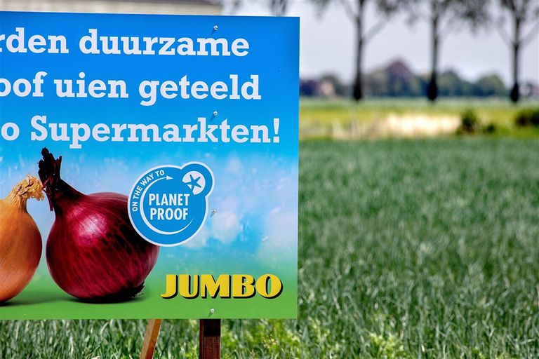 Er zijn twee supermarktketen gecertificeerd, dat zijn Aldi en Jumbo. Zij mogen onverpakte Planetproof-producten verkopen met het keurmerklogo. Foto: ANP