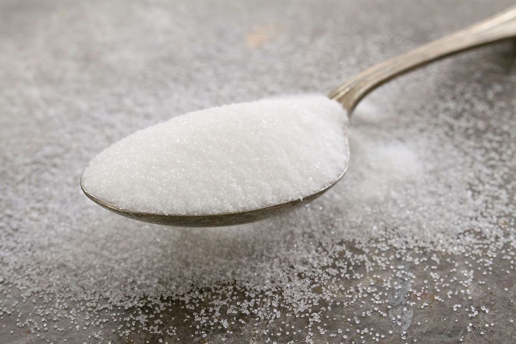 Het is de zevende maand op rij dat suiker voor de voedingsbedrijven duurder is geworden in de EU. Foto: Canva