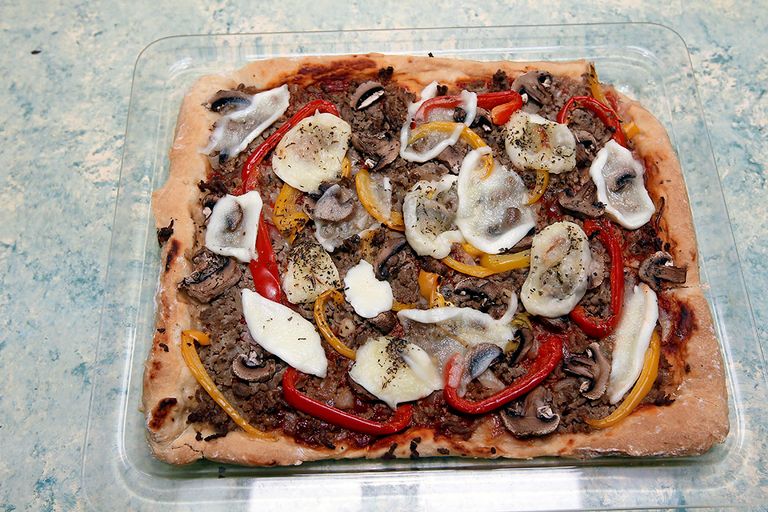 De Friedman School vindt een pizza een sterk bewerkt voedingsmiddel. De voedingswaarde van sterk bewerkt voedsel is vaak laag. - Foto: Bert Jansen