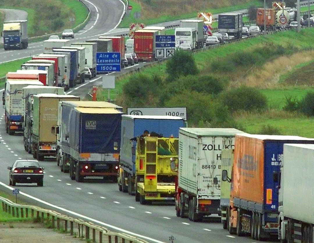 Spaans transport weer vast in Frankrijk