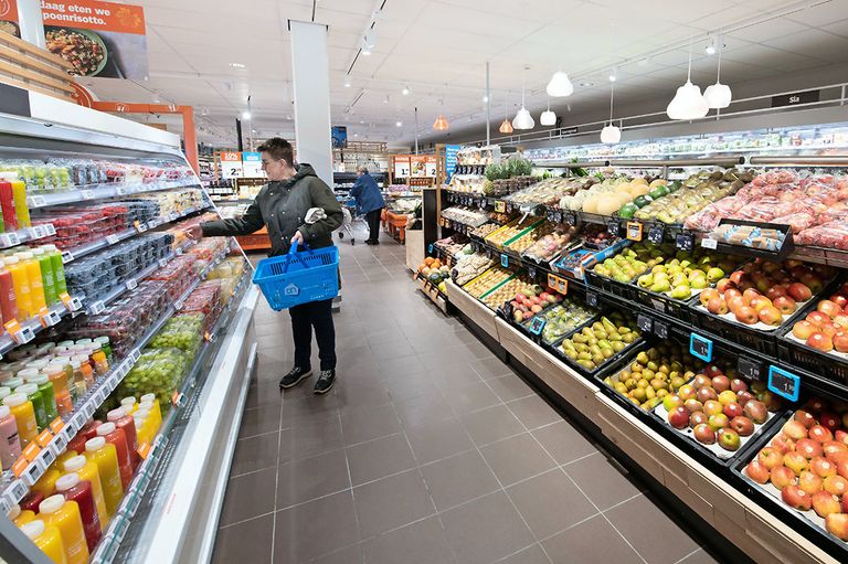 Consumenten kunnen duurzaamheid bevorderen door te kiezen voor lokaal geproduceerde seizoensgebonden producten. Foto: Albert Heijn/Yasmin Hargreaves