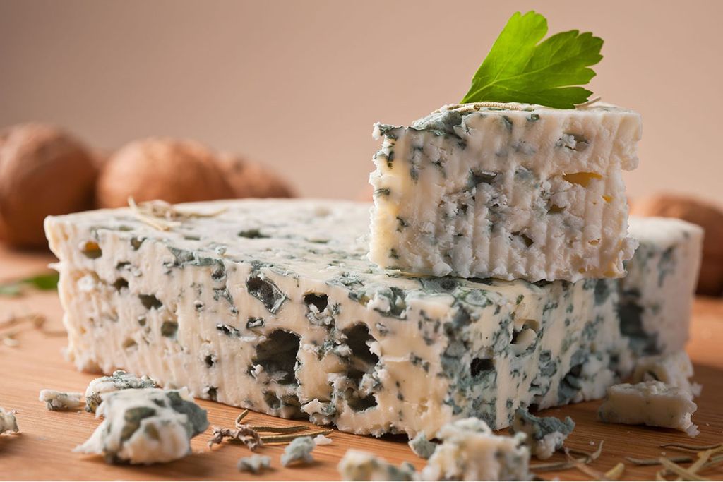 De maker van Roquefort wilde de Nutri-Score niet op hun verpakkingen. Foto: Canva