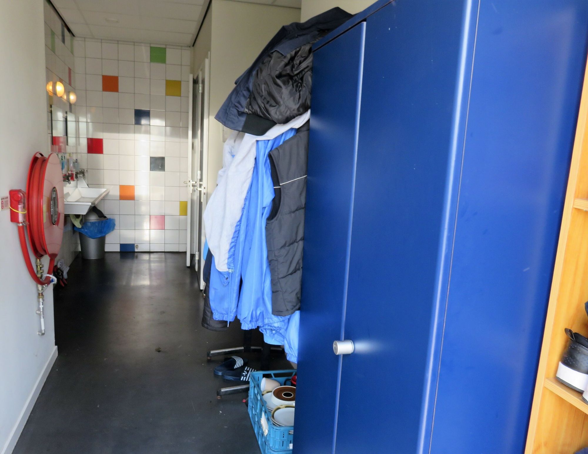 Huisvestingskoten inhouden en onder het minimumloon terecht komen mag niet meer. - foto: Ton van der Scheer
