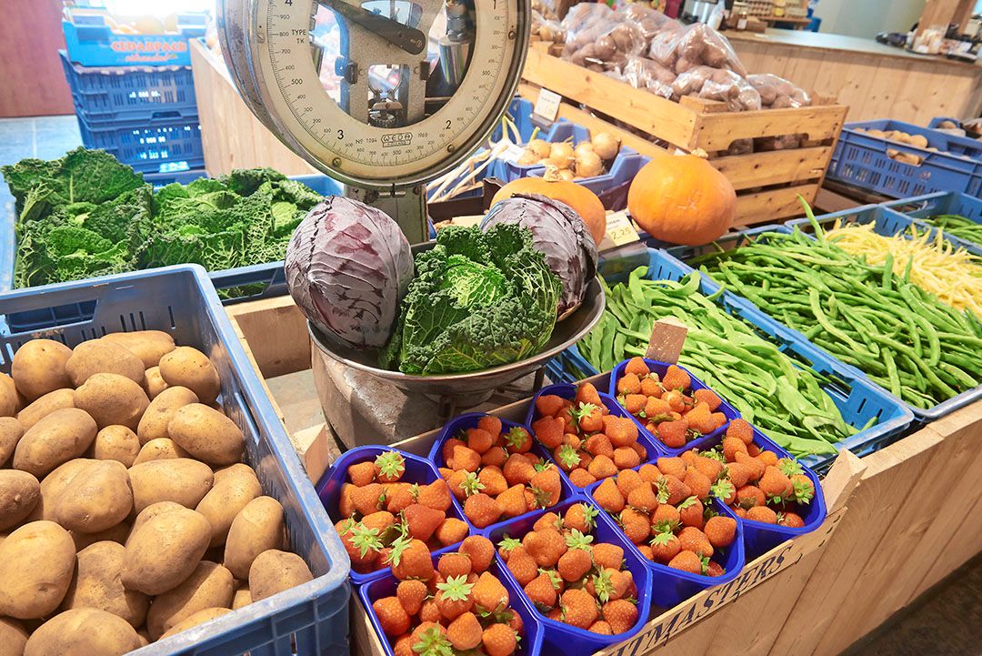 Producten in een boerderijwinkel. - Foto: Van Assendelft