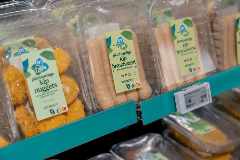 Plantaardige producten zijn gemiddeld 18% goedkoper dan dierlijke alternatieven. Foto: Jan Willem Schouten